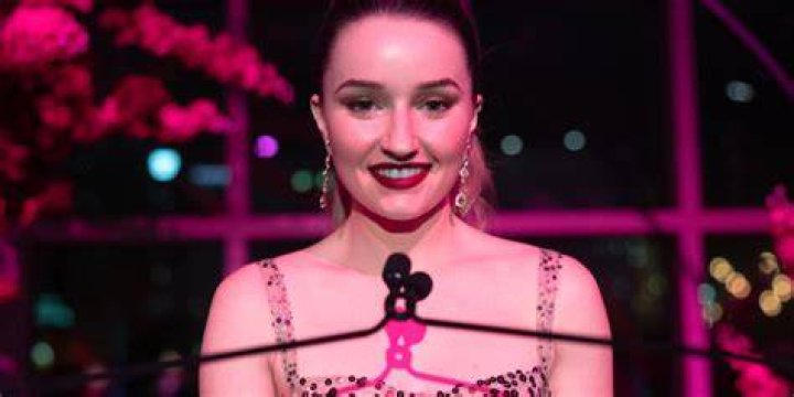 Is Kaitlyn Dever a musician?