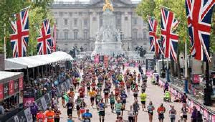 Is London Marathon a fast course?