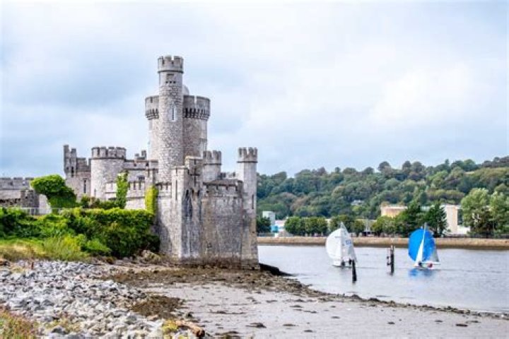 Is there a Swansea to Cork ferry?