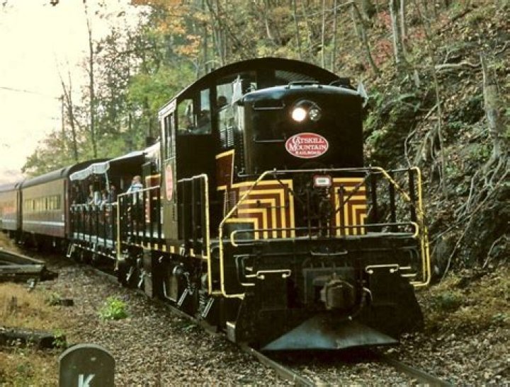 Is there a train from NYC to the Catskills?