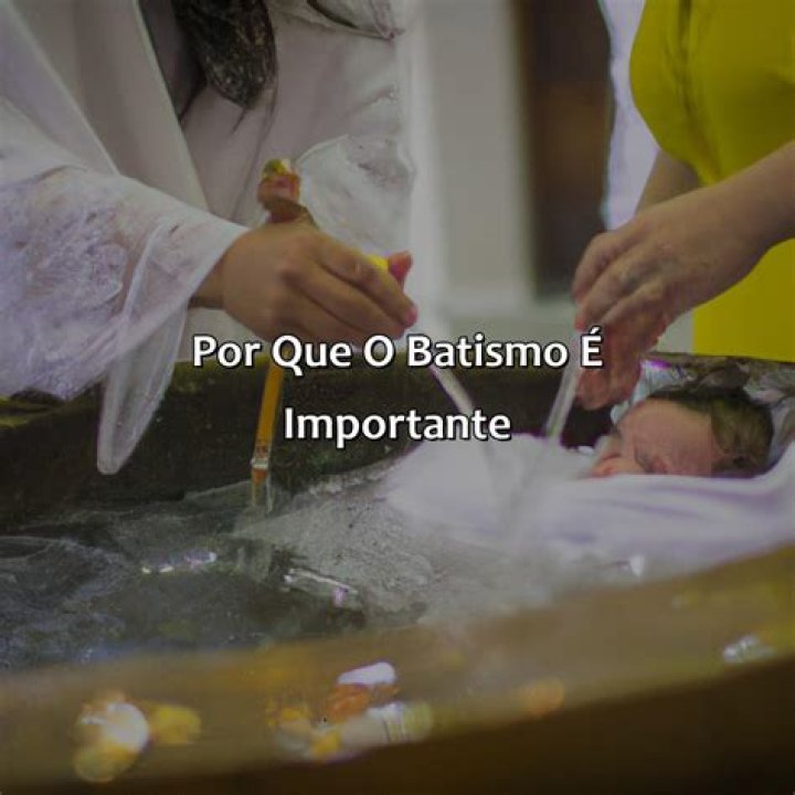 Qual a diferença entre batismo por imersão e aspersão?