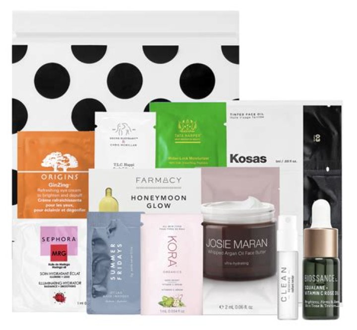 What's in the back to beauty sample bag?