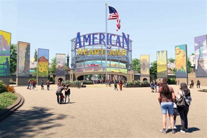 What amusement parks are open in NYC?