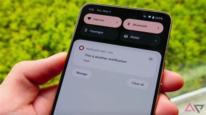What are smart notifications on Garmin?