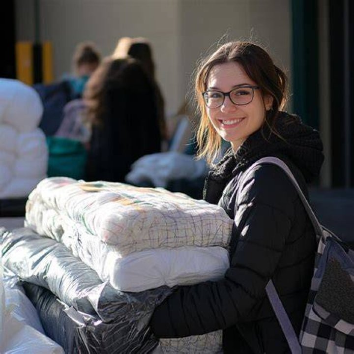 What charity takes bedding?