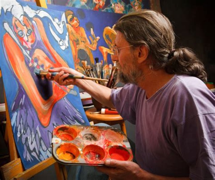 What colleges offer fine arts?