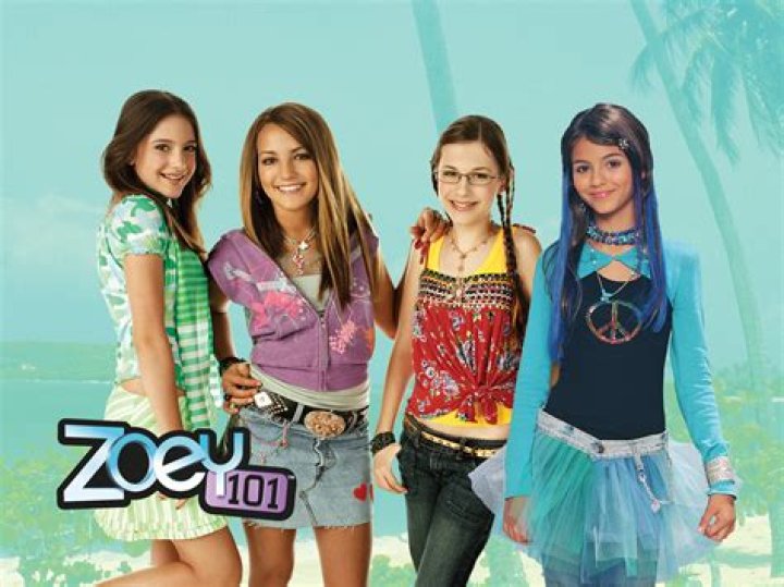 What grade is Zoey in in Season 4?