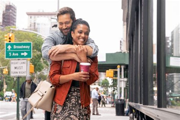 What happened to Helen on New Amsterdam?