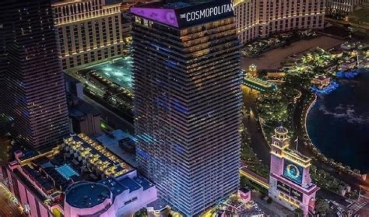 What hotel is the Cosmopolitan next to?