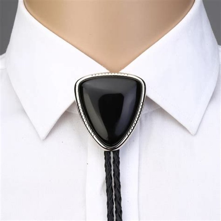 What is a bolo clasp?