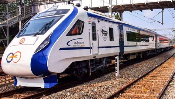 What is Bharat Darshan train?