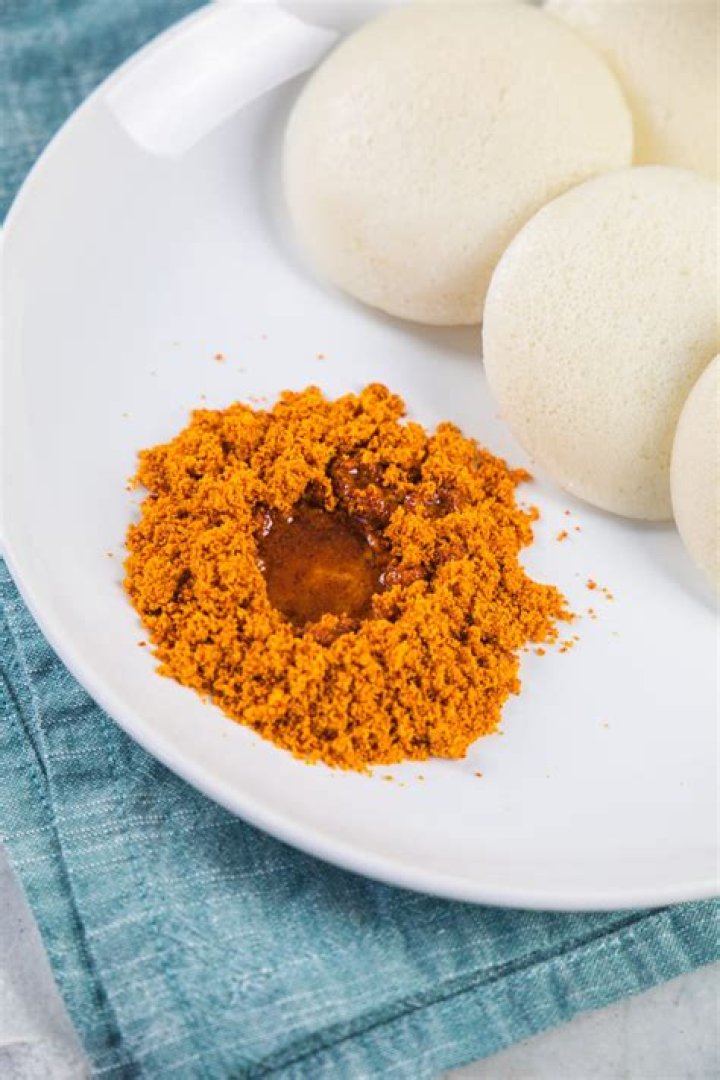 What is podi made of?