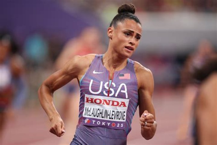 What is the Olympic qualifying time for the 400m?