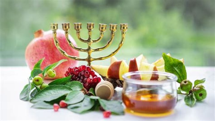 What is the origin of Rosh Hashanah?
