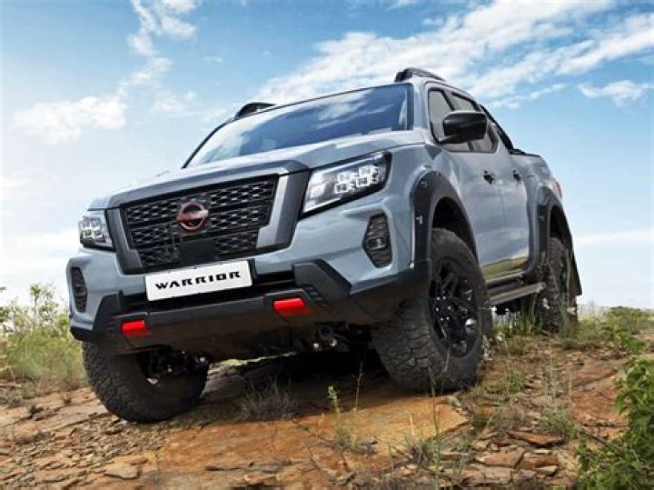 What is the top of the range Nissan Navara?