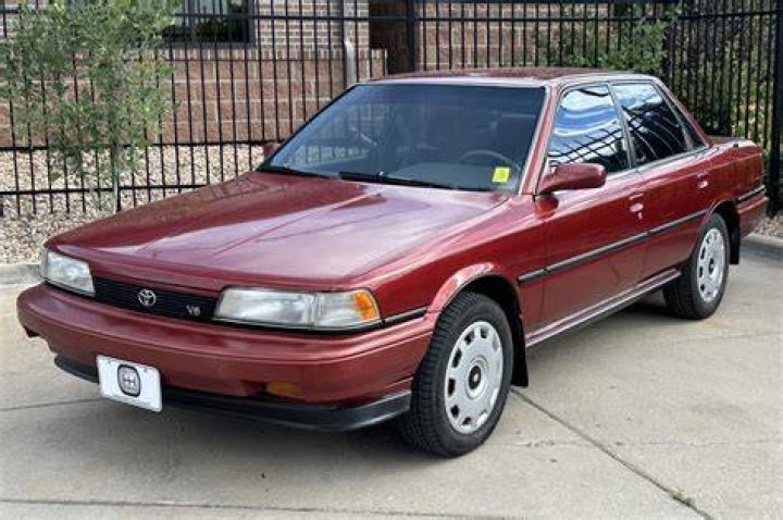 What is the value of a 1990 Toyota Camry?