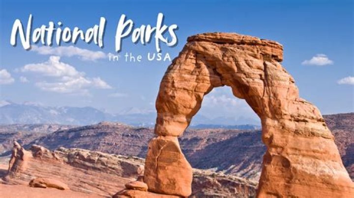 What national parks are near Flagstaff?