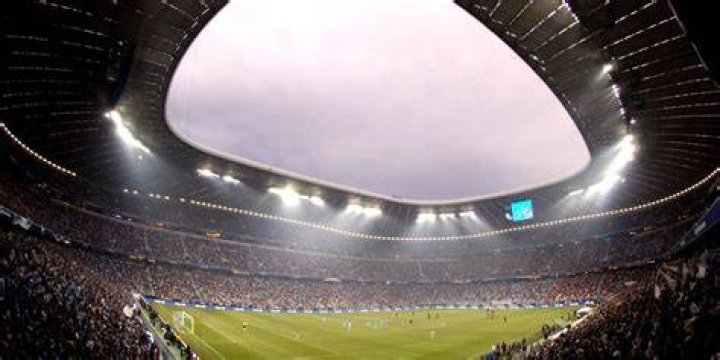 What stadium was used in Major League?