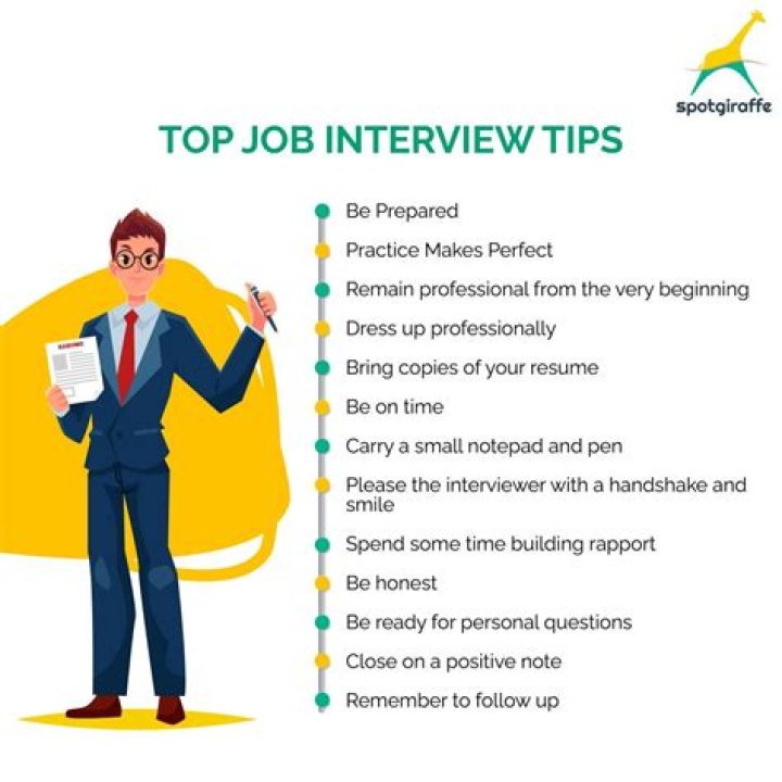 What tips are provided for job seekers?