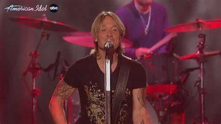 When was Keith Urban on American Idol?