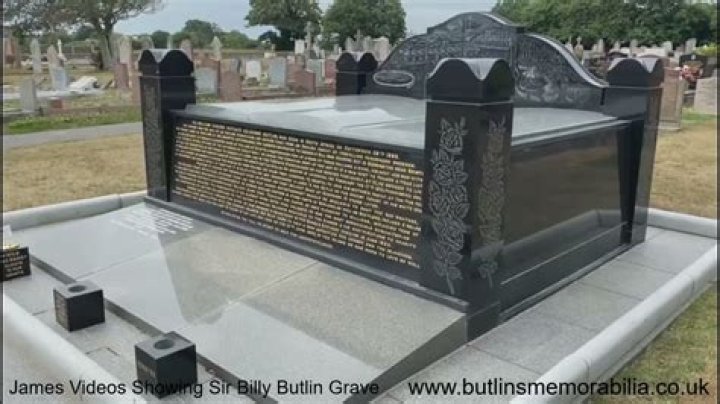 Where is Billy Butlin buried?