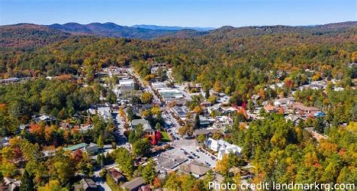 Where should I live in Highlands NC?