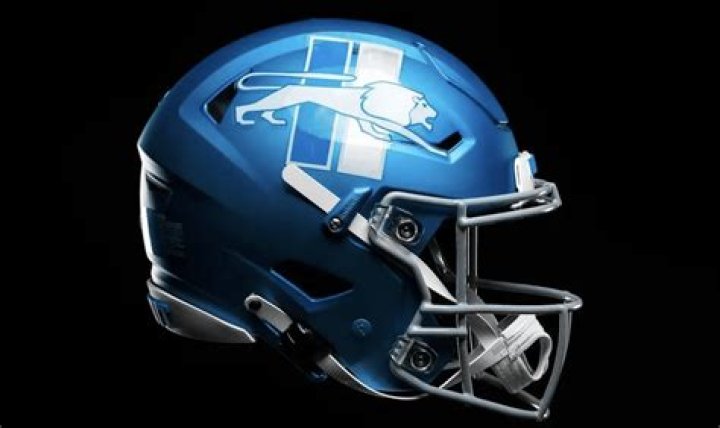 Which bank sponsors Detroit Lions?