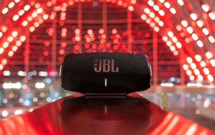 Which brand is better JBL or Sony?