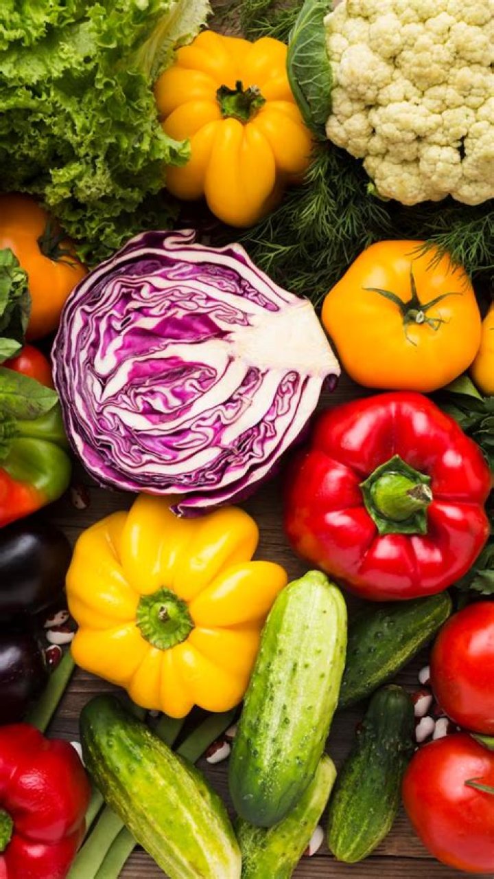 Which vegetables are high in uric acid?