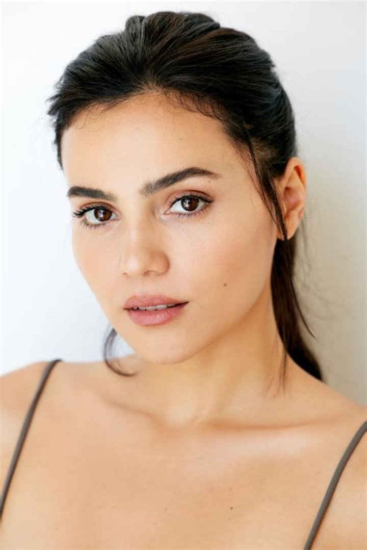 Who is a famous Spanish actress?