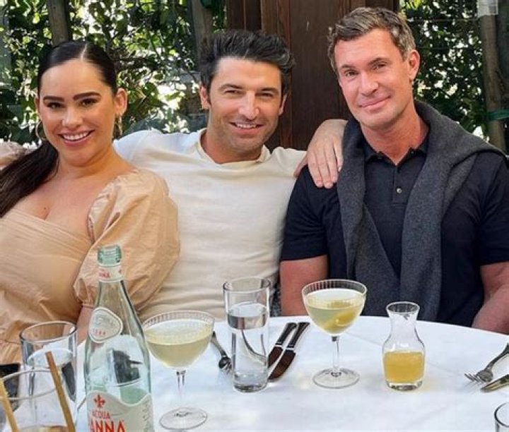 Who is Jeff Lewis partner?