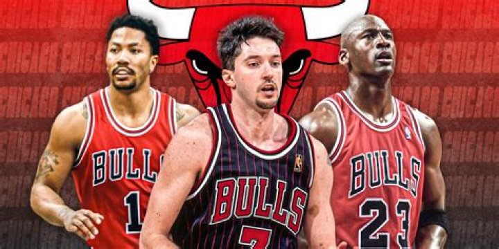 Who is number 21 on the Chicago Bulls?