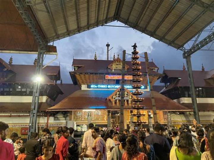 Who is the god in Guruvayur Temple?