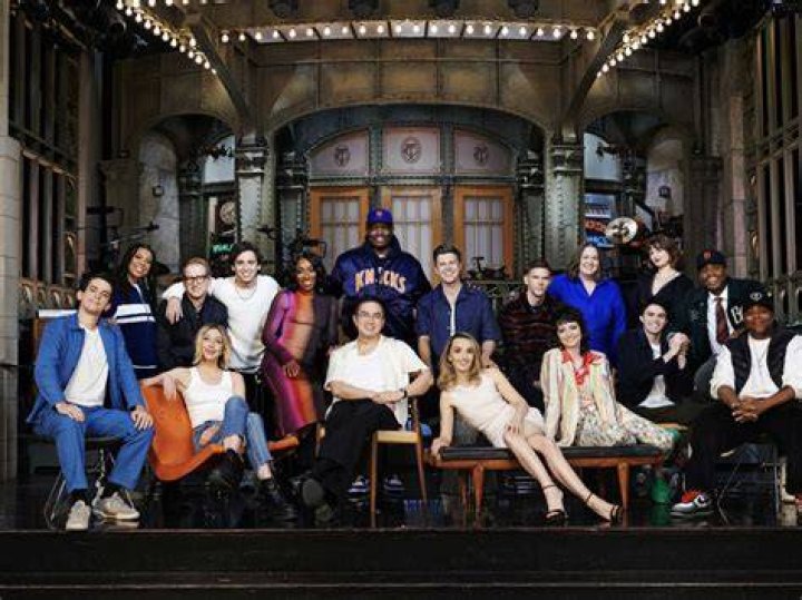 Who left SNL 2020?