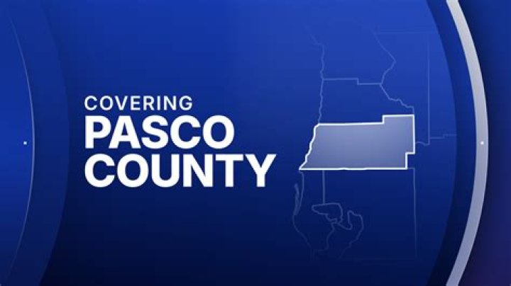 Who runs Pasco County?