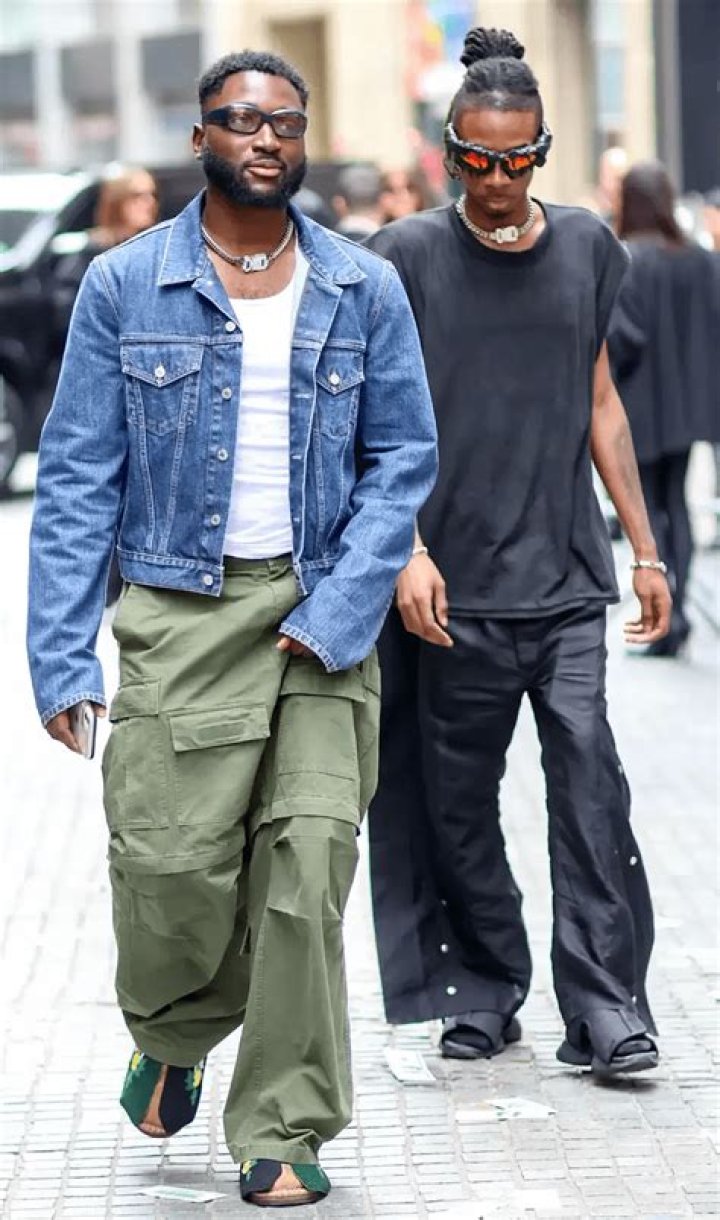 Who started the baggy clothes trend?
