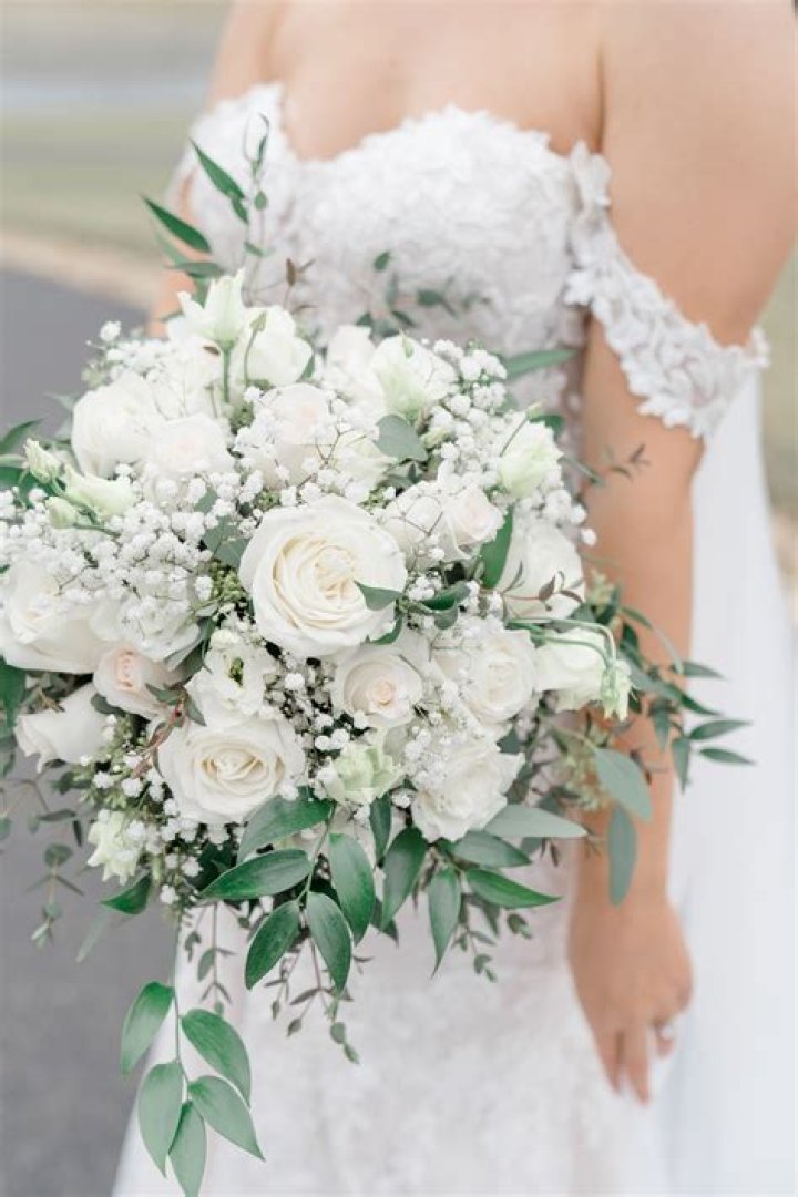 Why are bridal bouquets so expensive?